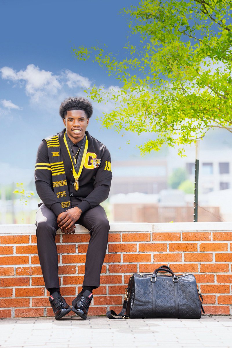 googlezay's tweet photo. why not Grambling? https://t.co/aiDbdb53CP