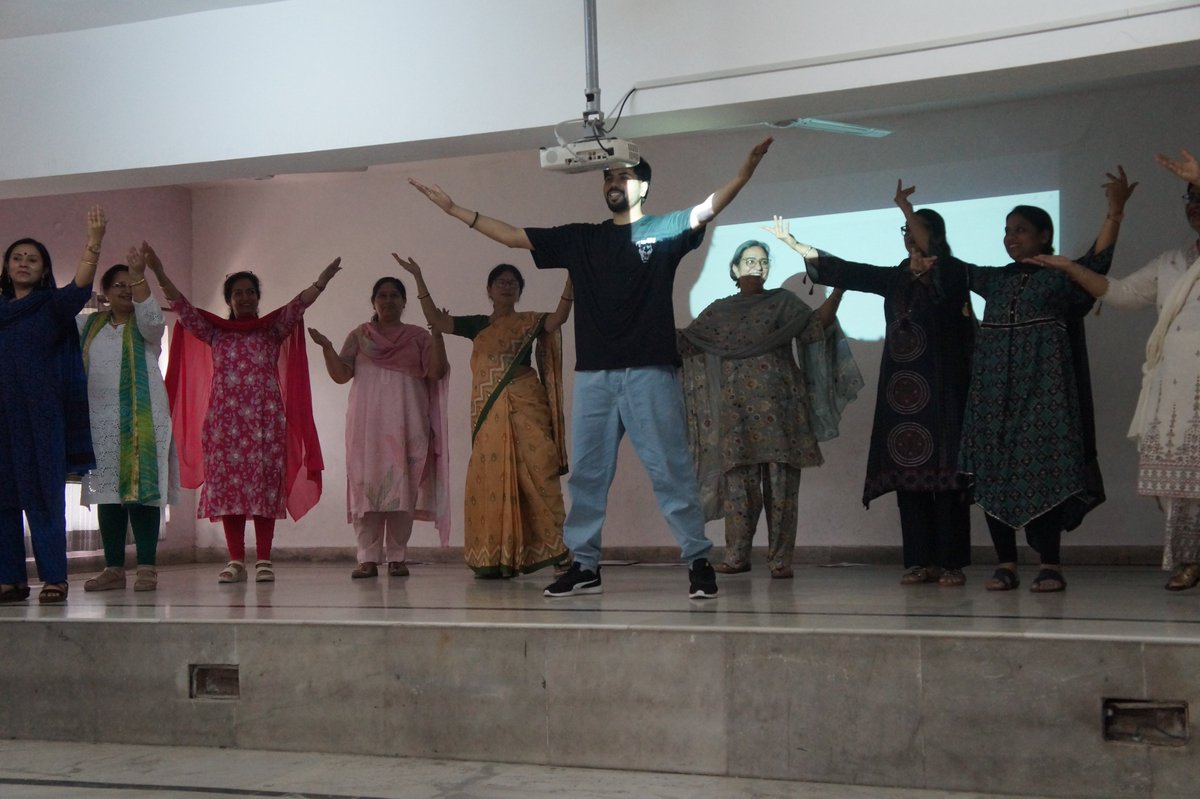 Bhavan Vidyalaya Panchkula tweet media