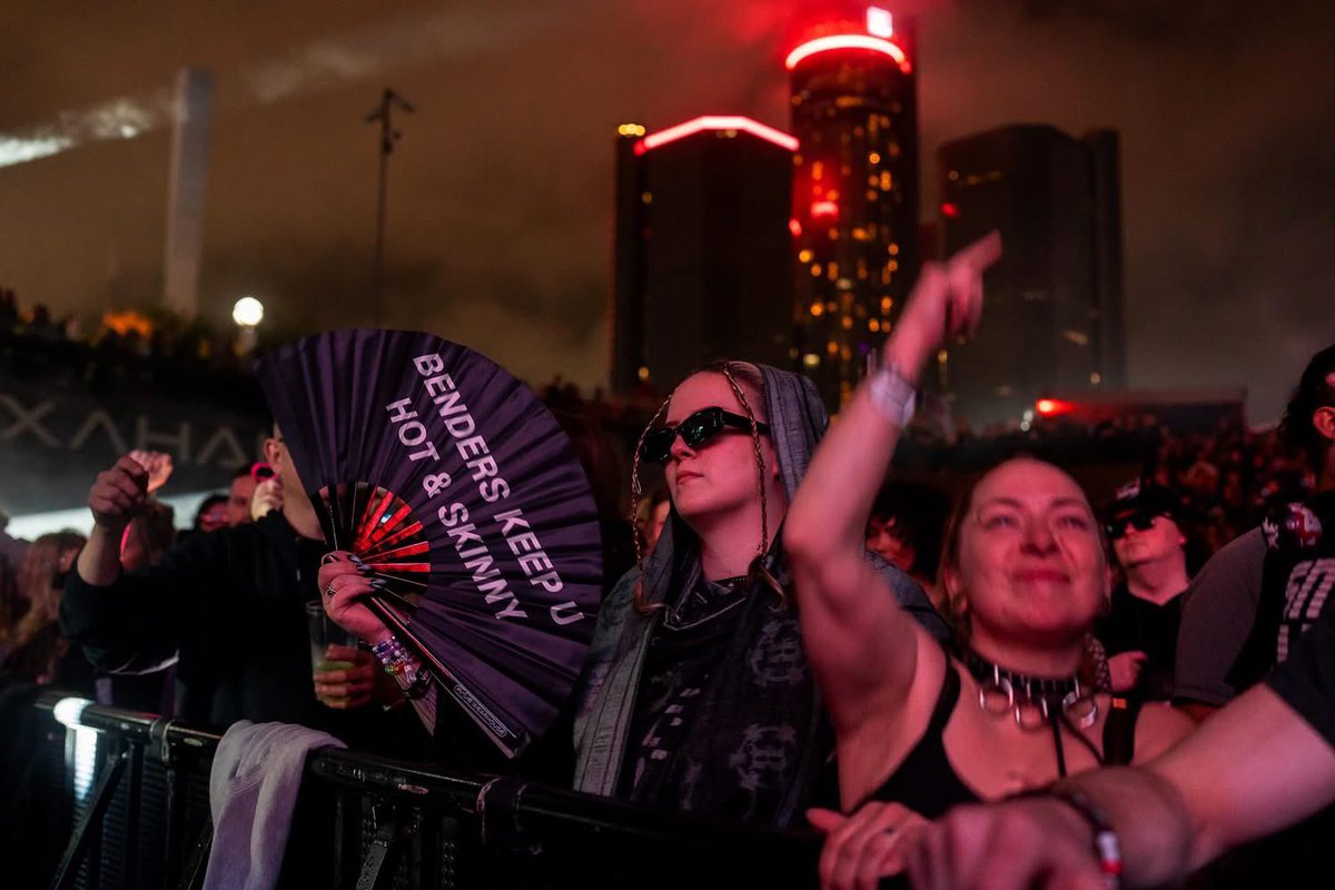 visualdavid's tweet photo. Movement was one of my first introductions to Detroit’s techno scene after moving here and every year it’s a reminder of the energy, community and culture that make this city so special. https://t.co/lyDYzfapNt