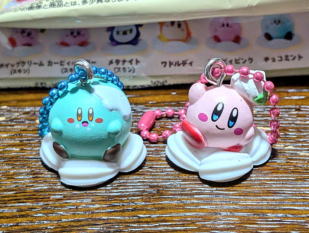 newTwinkleMeta's tweet photo. メタナイト欲しさに引いたけどどの子も可愛い……!!
サイズが控えめで付けやすそう😊 https://t.co/6cwteAG8sg