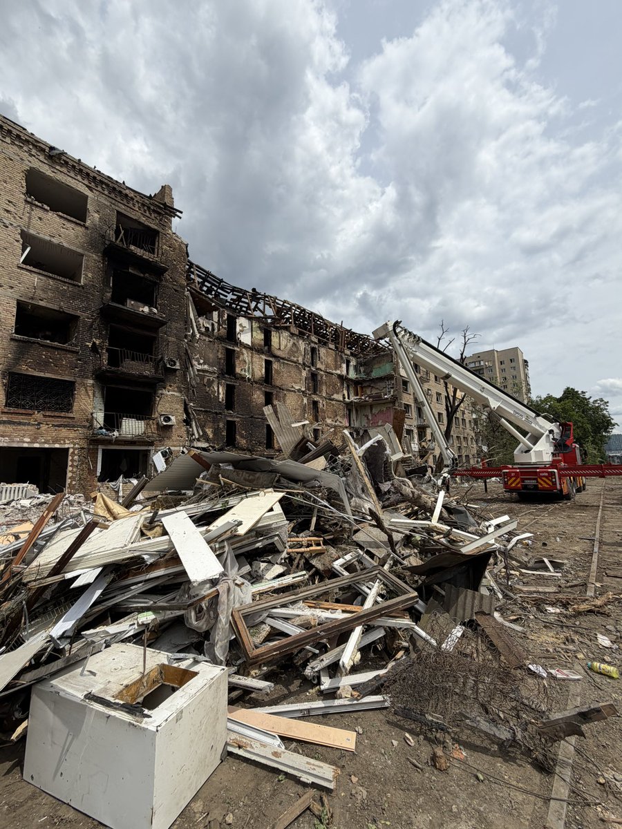 Embassy of Ireland in Ukraine tweet media