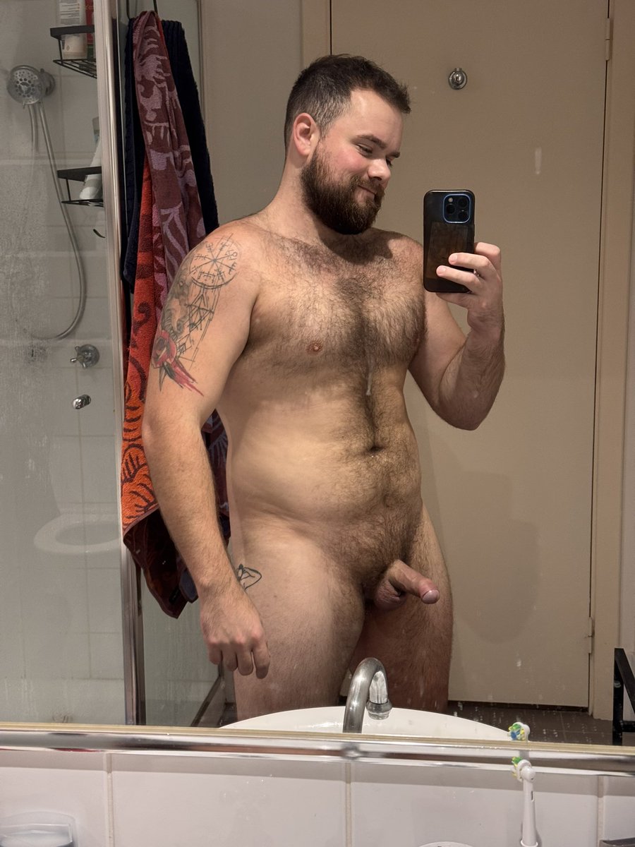 PerthbearC's tweet photo. Night boo😘 https://t.co/LUauYIPjLS