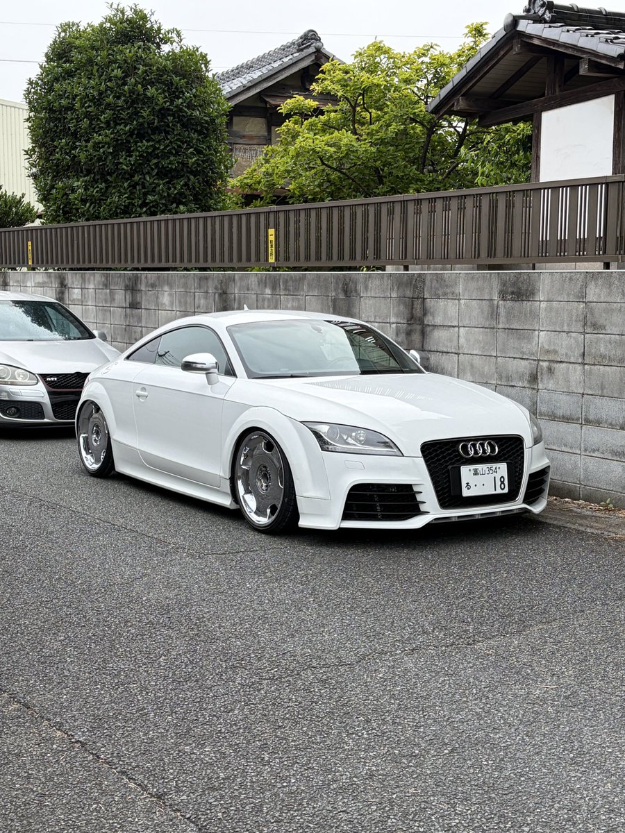 d_m4s4's tweet photo. ニュー足車🆕8JTTS
取り敢えず20Zoll入門、もう少し煮詰めるぜ🌟 https://t.co/PxVSdYHAkL