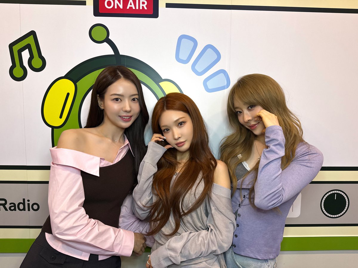 아이오아이 (I.O.I) tweet media