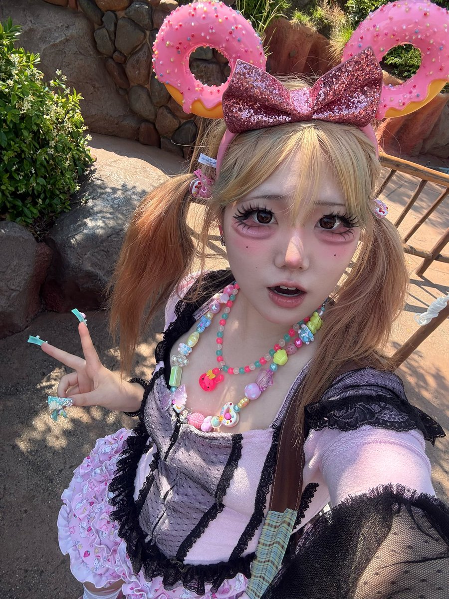 레무 tweet media