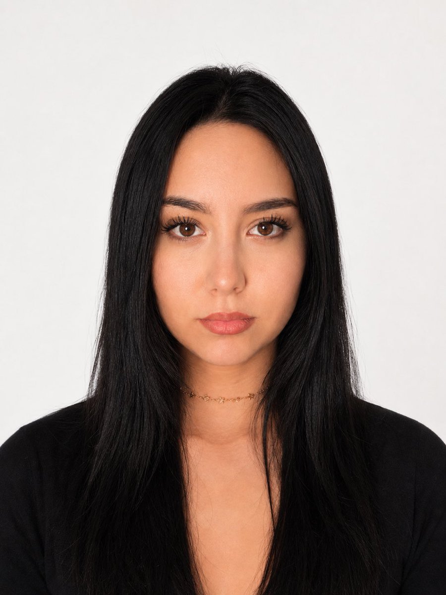 Aybüke Şahin tweet media