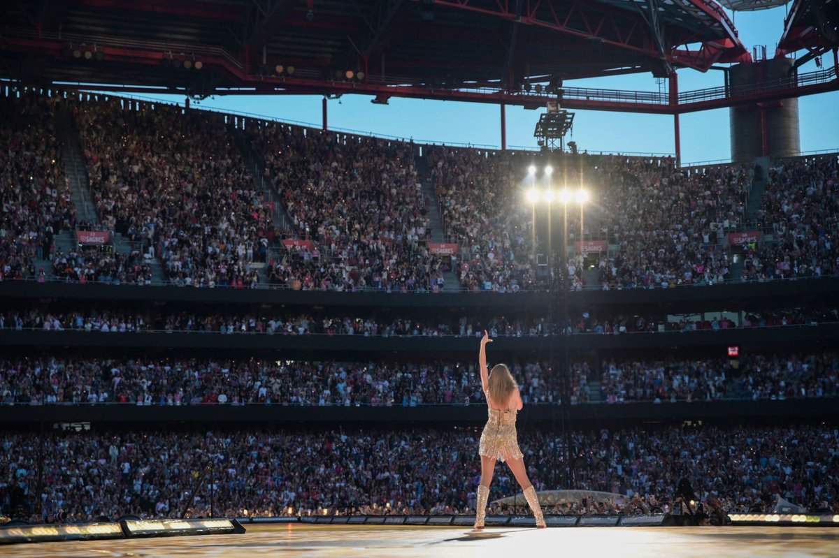 The Eras Tour tweet media