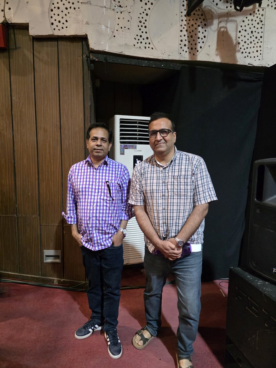 k_ashish79's tweet photo. @ChittaranjanNSD best play staged #TAMAS yesterday at #Abhimach  @nsd_india feels surreal traveling to the past. Pain of those times effectively conveyed to the audience. Keep it up guys. psst -1st pic is AI https://t.co/BhcGrE9zc9
