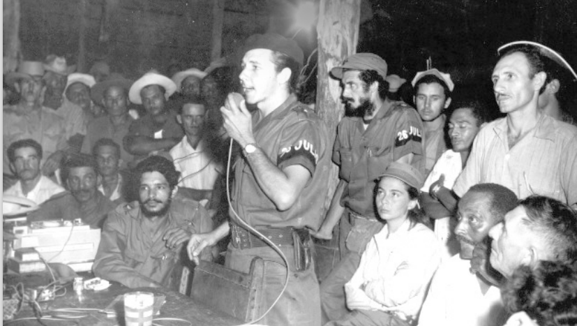 Editorial_VO's tweet photo. SEGUNDO FRENTE ORIENTAL FRANK PAIS
El 27 de febrero de 1958, Raúl Castro Ruz fue ascendido por Fidel a comandante y designado jefe de la Columna No. 6
Acceda al artículo completo mediante el link:
https://t.co/kvWFOeE1qf
#RaúlEsRaúl
#CubaEstáFirme
#PuebloUniformado https://t.co/fJNnGn7lzk