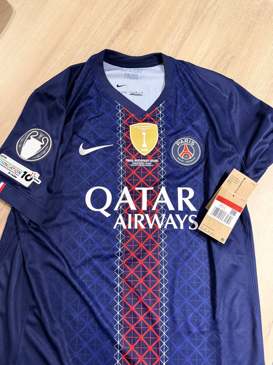 L’Aigle des Açores tweet media