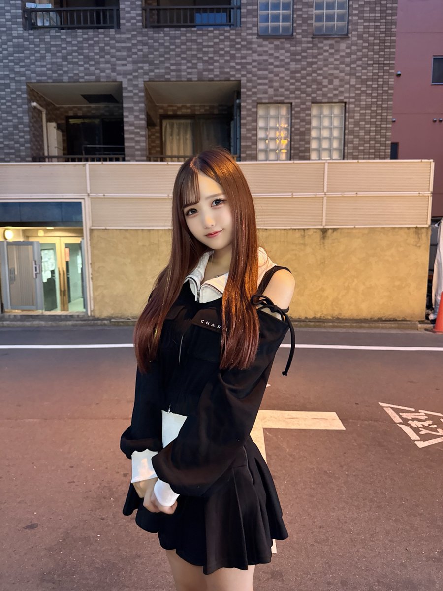 しおりさん、おはようございます。 めちゃめちゃ可愛すぎます