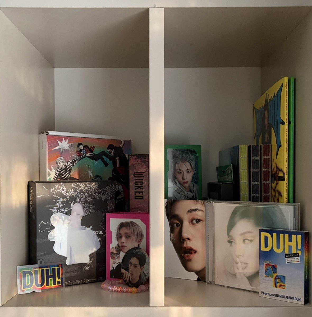 therapyatclub's tweet photo. just wanted to post my shelf https://t.co/29bu4s8ULj