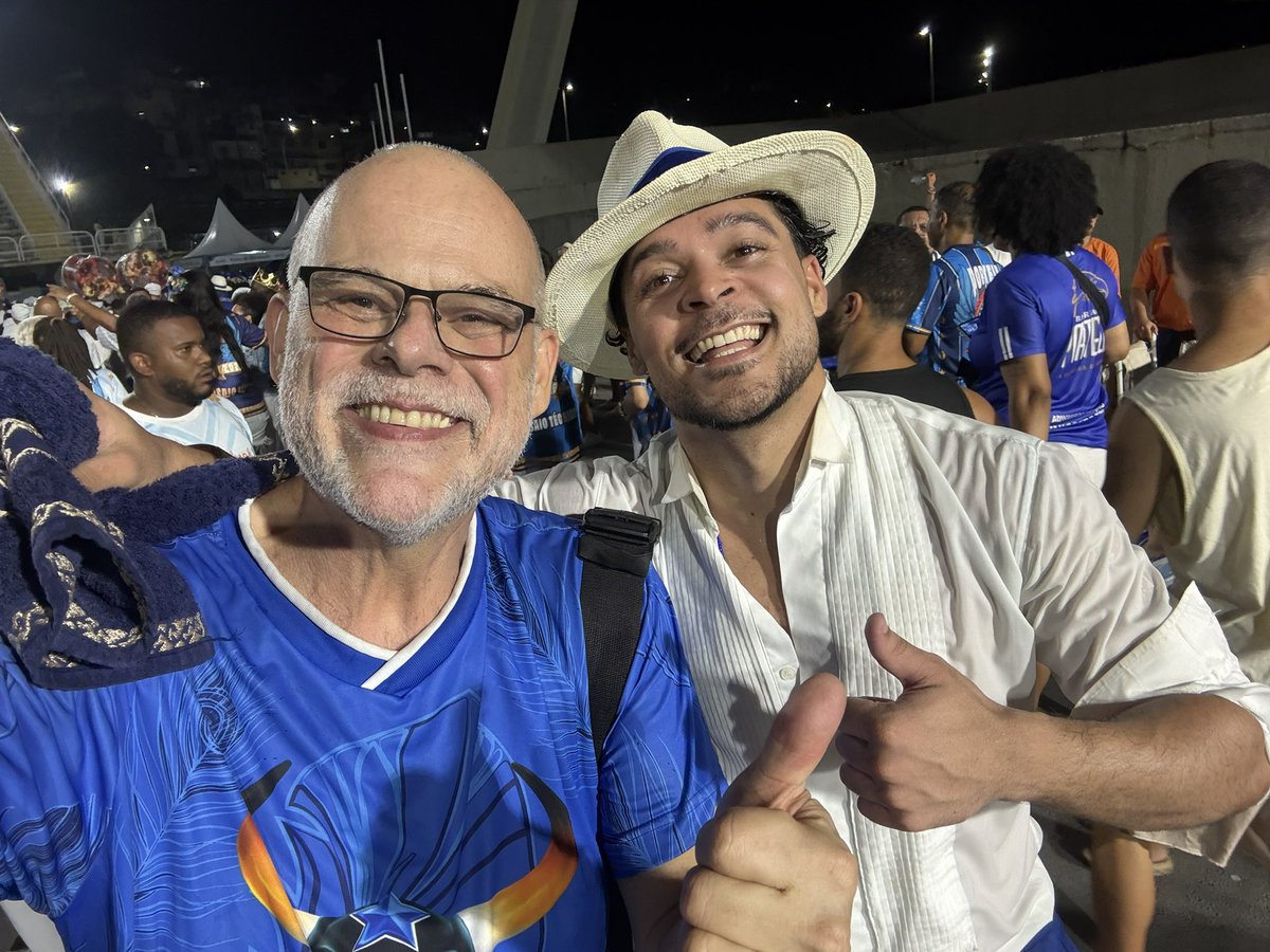 Wigder's tweet photo. Carnaval 2026
Com Marlon Lamar, querido Mestre-Sala da Portela https://t.co/osbfD9KphJ