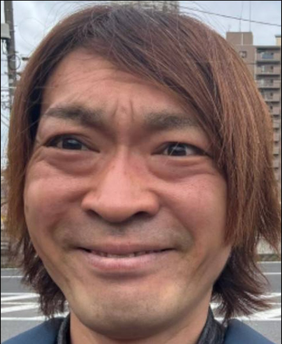 yami_johnX's tweet photo. 鈴木エイトの年齢は58歳 https://t.co/TUqm11xpfv