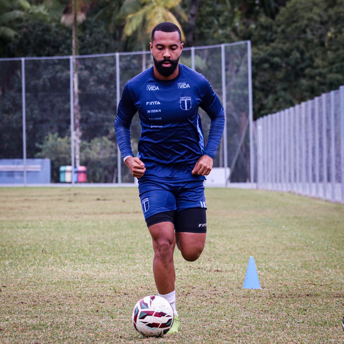 Blumenau Esporte Clube tweet media