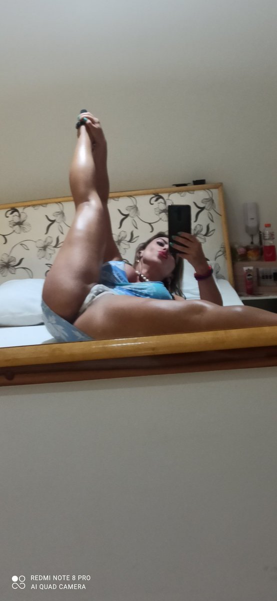 DannyPower07's tweet photo. Me chame pra fazer aquela vídeo chamada Hot, que eu já estou prontinha pra você!😍 https://t.co/D4CMsSquZo
