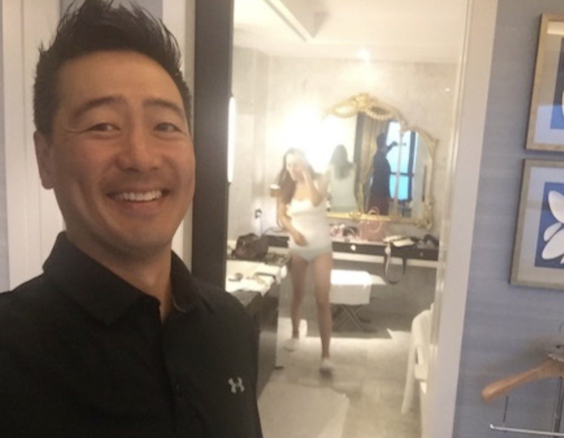 LarryChiang's tweet photo. @NFL_DovKleiman @RossTuckerPod My #SextupleEntendre sex tape countermeasure protocol is to Jeff Bezos
Preeeee
Emptive
Strike https://t.co/g5grwg8UJR