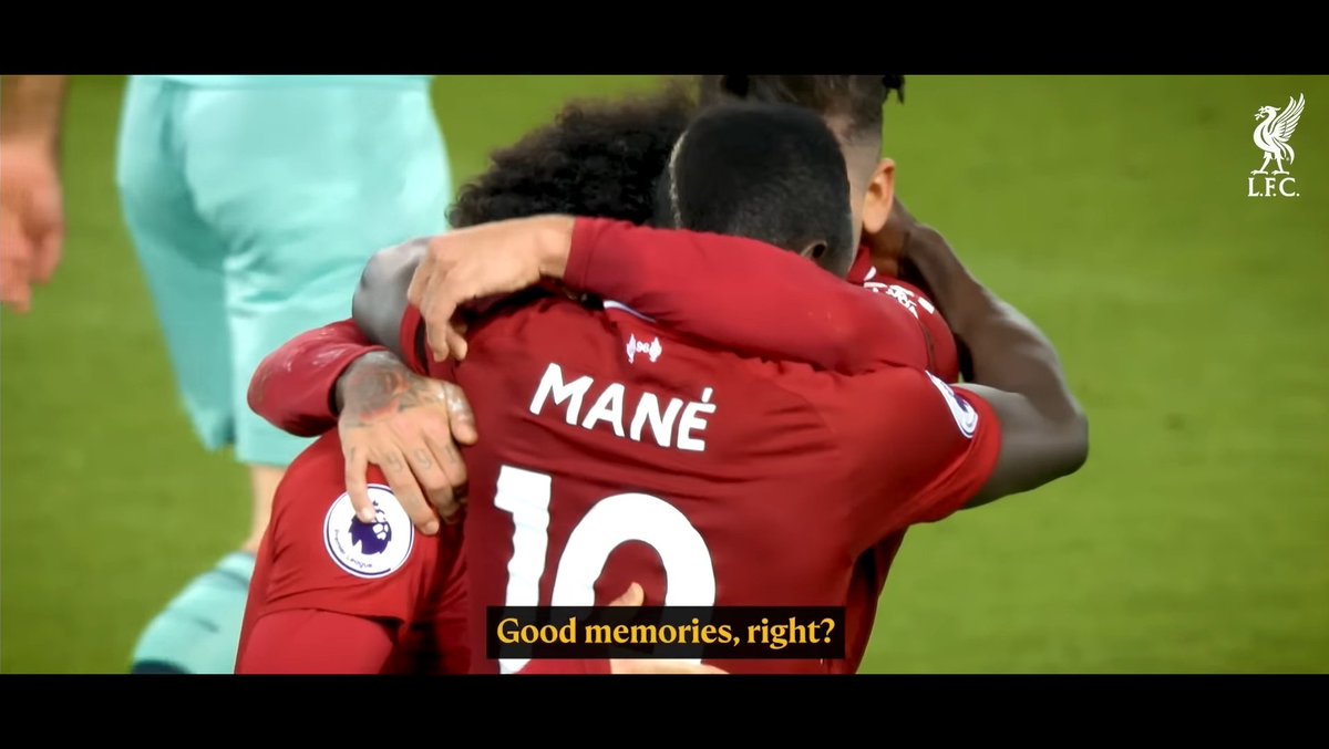 The_RedsIndo's tweet photo. Abis nontonin dokumenternya Salah di YouTube Liverpool. 

Jadi kangen banget sama trio ini. Pas pertama Firmino muncul aja langsung bilang, "Mohamed Salah, my brother" 🥹.

Trio yang punya peran dan karakteristik yang berbeda-beda tapi saling melengkapi satu sama lain. Bahkan, Jurgen Klopp pun sekarang ini baru sadar betapa "gila"-nya mereka di masa-masa itu. 

Such a big pleasure to grow and watch them play in the Liverpool jersey ❤️.