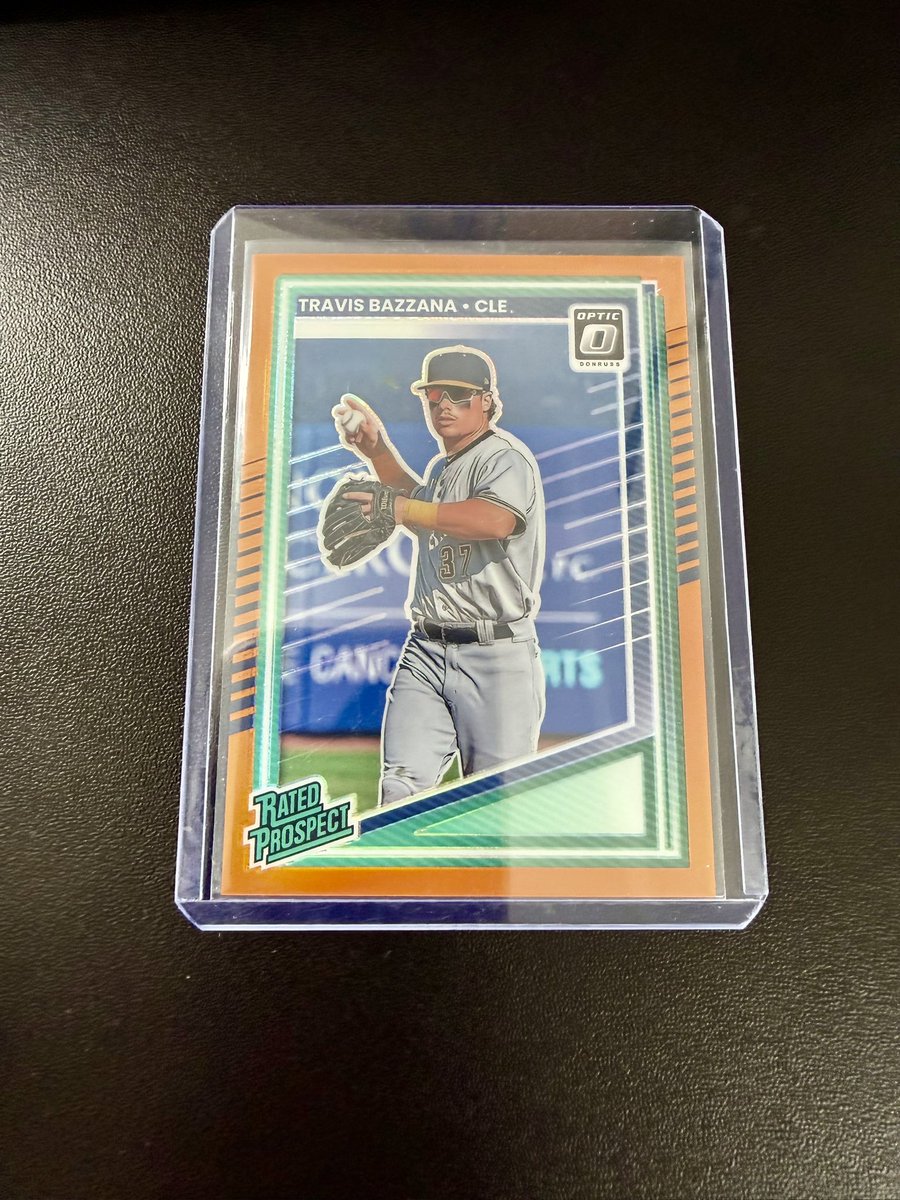LICbreaks tweet media