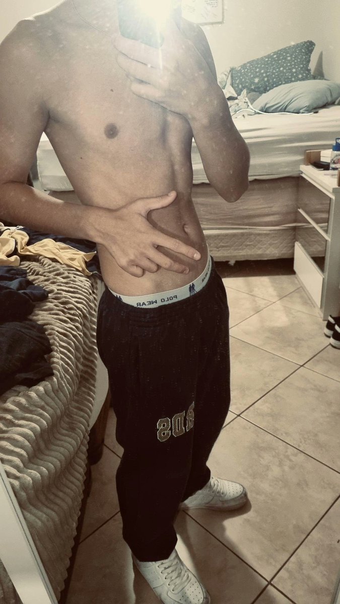 jakeezit's tweet photo. 🎩🖤 https://t.co/28SzKtC10q