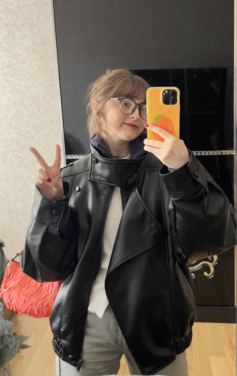 NiNi🍊 tweet media
