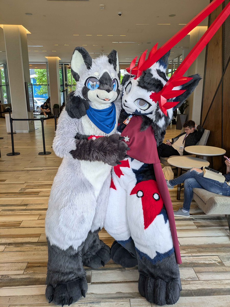 TheFluffySeraph's tweet photo. Probably some of the most fun I’ve had at a con so far, until next time Furlandia :3 https://t.co/F8ruLYNpx6