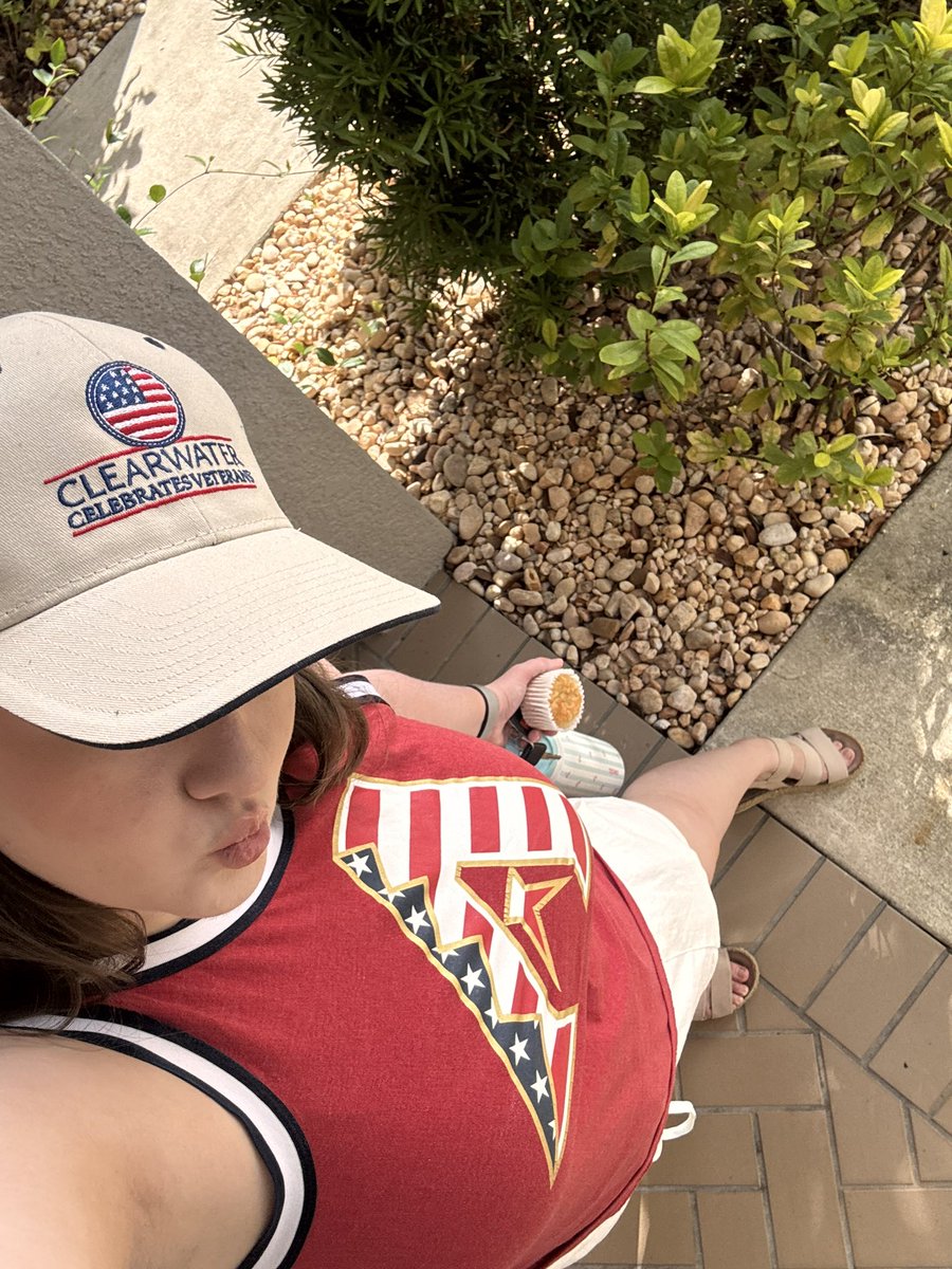 dbackmack's tweet photo. Memorial Day: Siesta Key Edition https://t.co/plTpQLRLMT