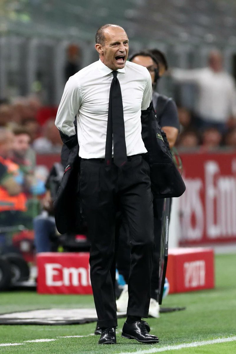 TeoVisma's tweet photo. RIVOLU-MILAN

Fantasia ne ho sempre il giusto, ma oggi non è che ne servisse. Il mio personalissimo punto sulla chiusura di una stagione diventata fallimentare e l'ennesima ricostruizione in arrivo. Di nuovo anno zero.

👉 https://t.co/XgpDGJX0Io https://t.co/eIoAvPL723