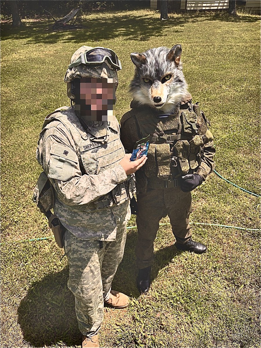 SchizoDogWithGun tweet media