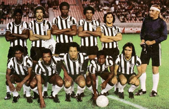 pedepomba's tweet photo. @futnostalgico O melhor vice da história. Invicto e 10 pontos a mais que o campeão (quando a vitória valia 2 pontos). https://t.co/xYVMJwp5mE