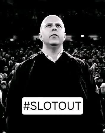 mrcooliy's tweet photo. @LFC Everyone leaves except bald fraud Arne Slot #SlotOut https://t.co/3wtMlhklUj