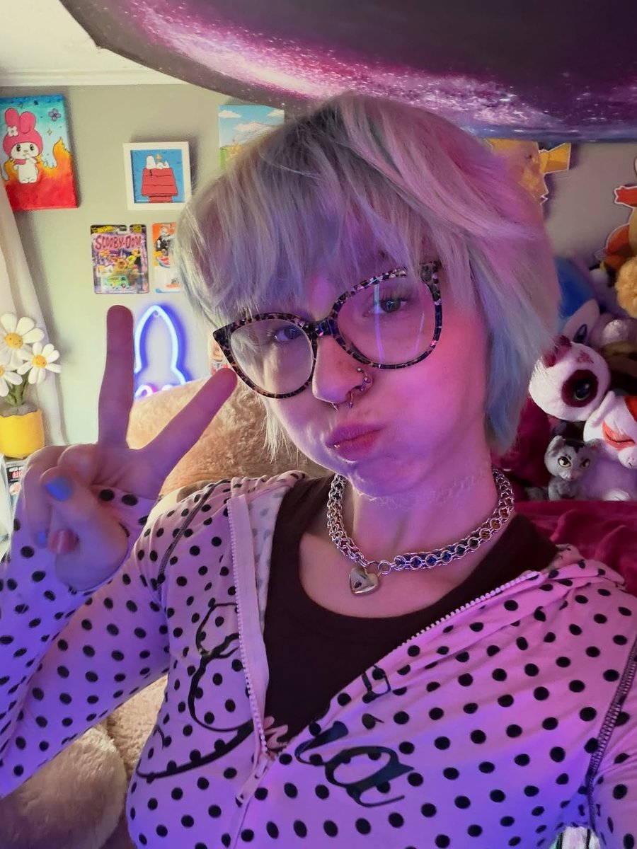 ☆ dolly ☆ tweet media