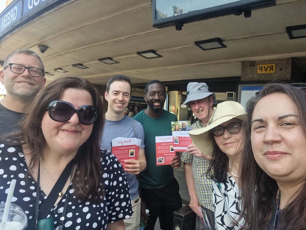 HaringeyLabour's tweet photo. Fantastic sessions just completed in Woodside + Northumberland Park Ward

Residents showing strong support to retain Labour representation on the council. https://t.co/Bj6gr8JJ2J
