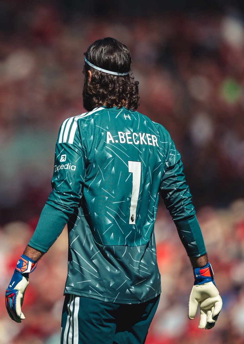 SamueILFC's tweet photo. Keep Alisson Becker here at all costs. 🇧🇷 🧤 https://t.co/SekLvWDtlZ