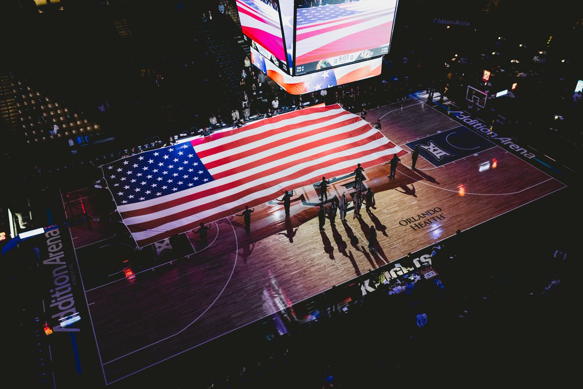 UCFKnights's tweet photo. We remember all the brave men and women who made the ultimate sacrifice for our freedom 🇺🇸 https://t.co/3fmSNBXS7D