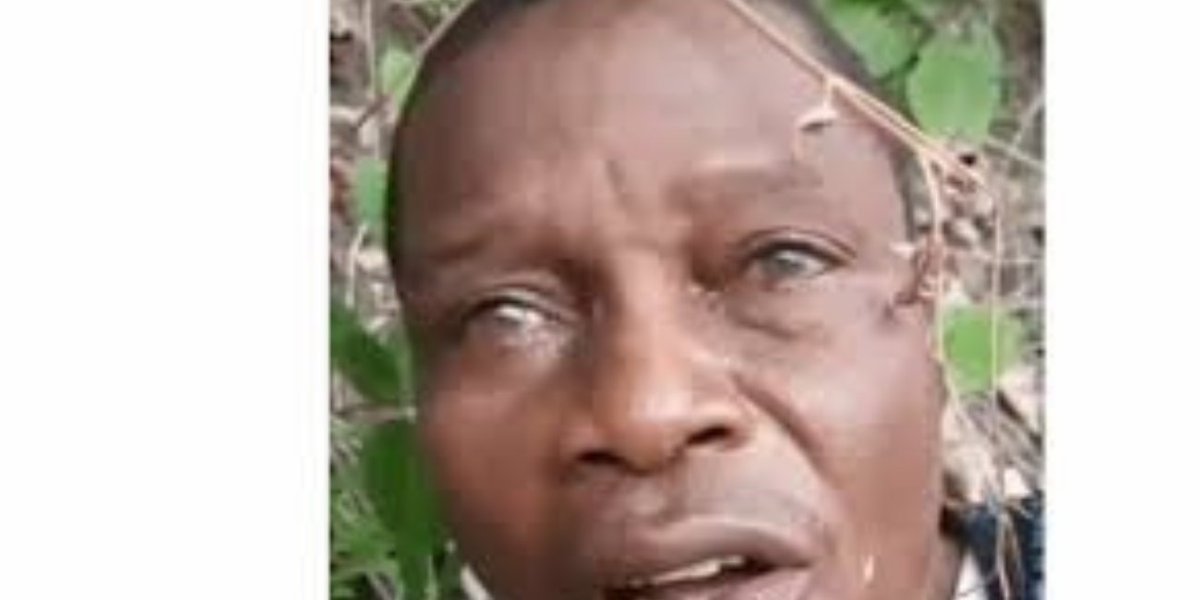 NigeriaStories's tweet photo. Breaking: Family Of Beh€aded Oyo Teacher Pleads With president Bola Tinubu For Personal Intervention, family Visit and  Recovery Of his Remains https://t.co/5VHJuEBhns