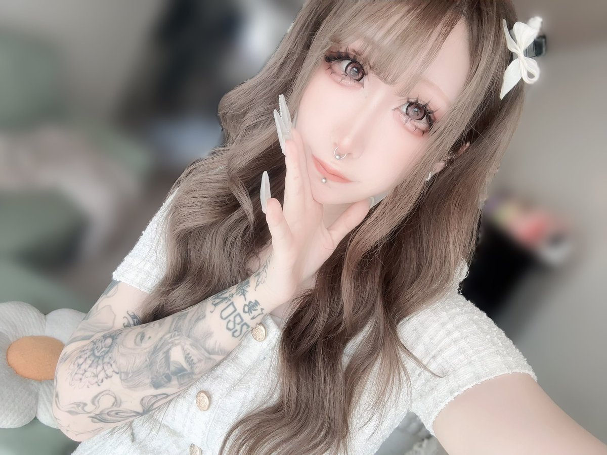 pipipin07's tweet photo. アラサー地雷タトゥーヲンナ https://t.co/RUvhkMUa4x