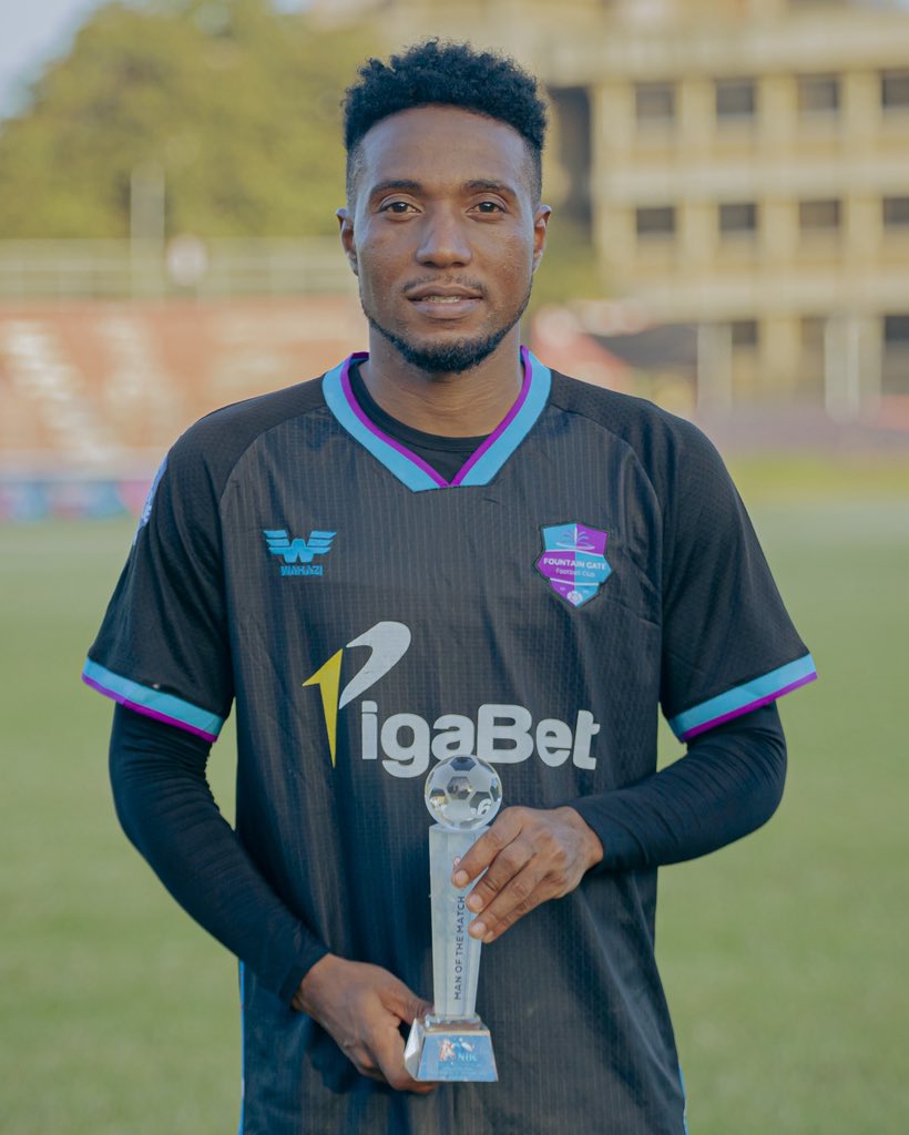 IssaMbuzi's tweet photo. GAMONDI Baba, Sikupangii cha Kufanya Baba, lakini tafadhali tafuta angalau mechi 3 za Fountain Gate FC Baba, kweli hatustahili kuwa na Player hata mmoja kwenye timu yako Baba? https://t.co/W0lEP7yoDA