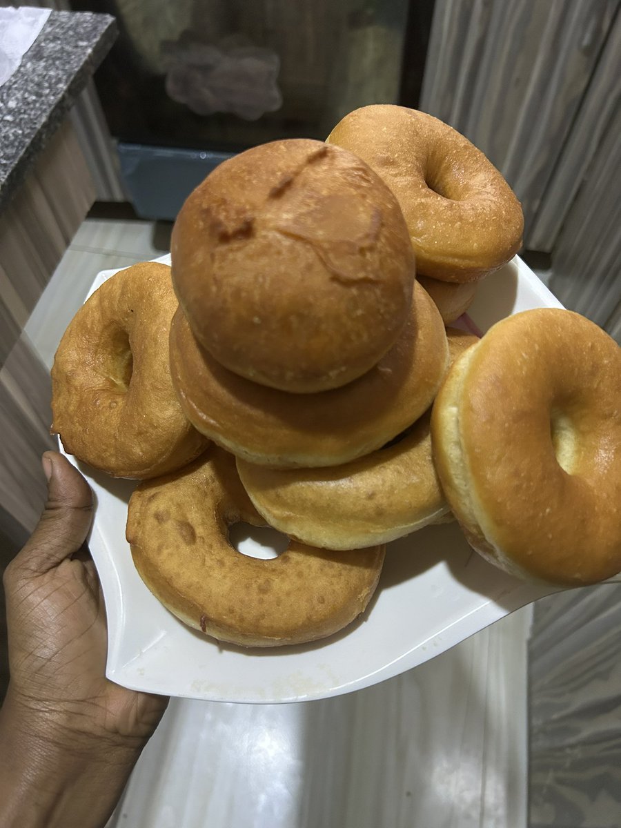PHEEDYNICE20's tweet photo. Pheedynice Cuisines no dey disappoint — crunchy, tasty &amp; made with love 🥟✨
Your favorite snack plug is here 💯
Kano 📍
#PheedyniceCuisines #SnackLover #SmallChops https://t.co/3NM0EcsOgr