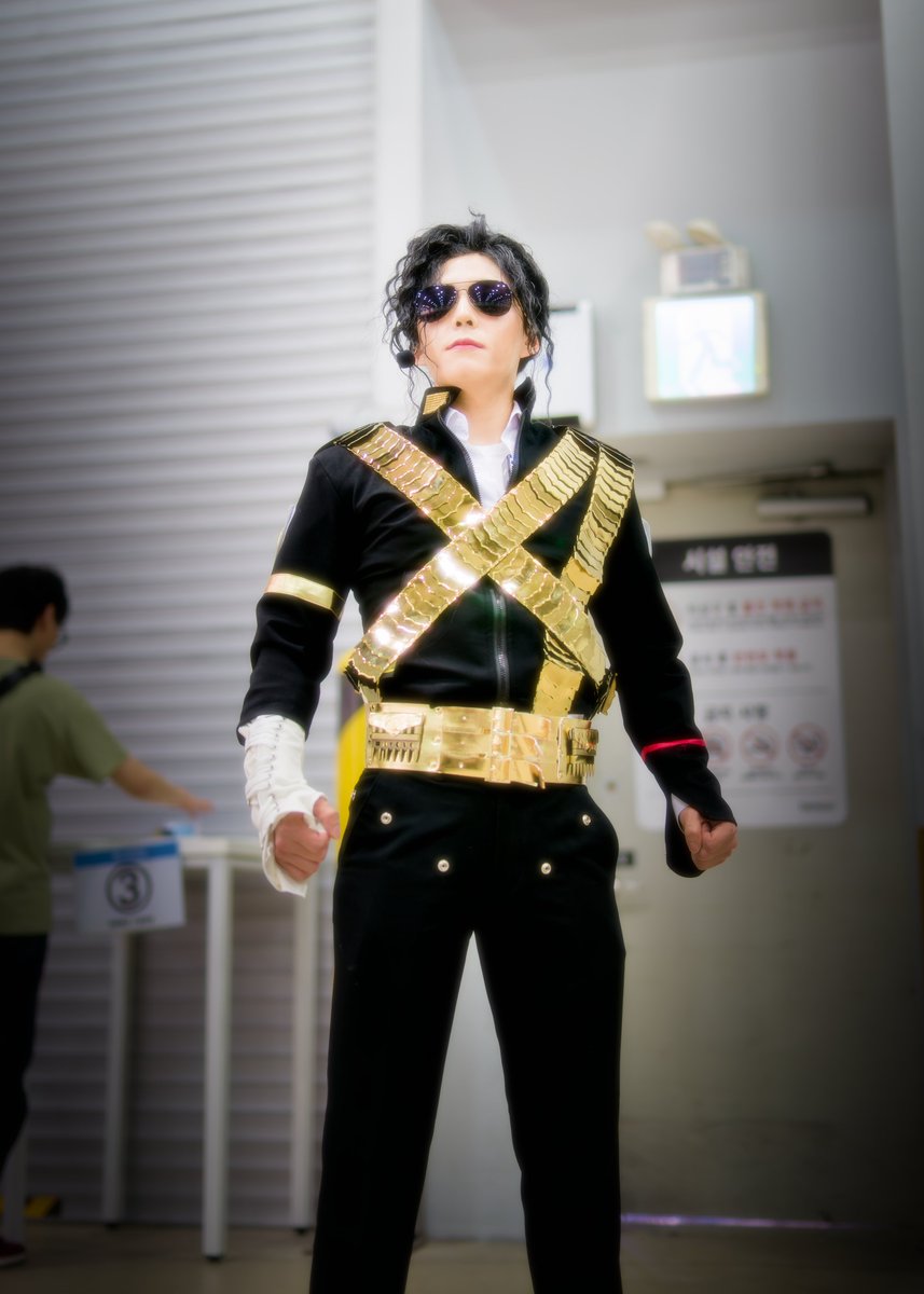 JsyPic99's tweet photo. 2026.05.17.일요일_부산 코믹월드
MJ 마이클 잭슨
코스어 : @roka_spidey 님!
#cosplay https://t.co/aXB5k7TKqa