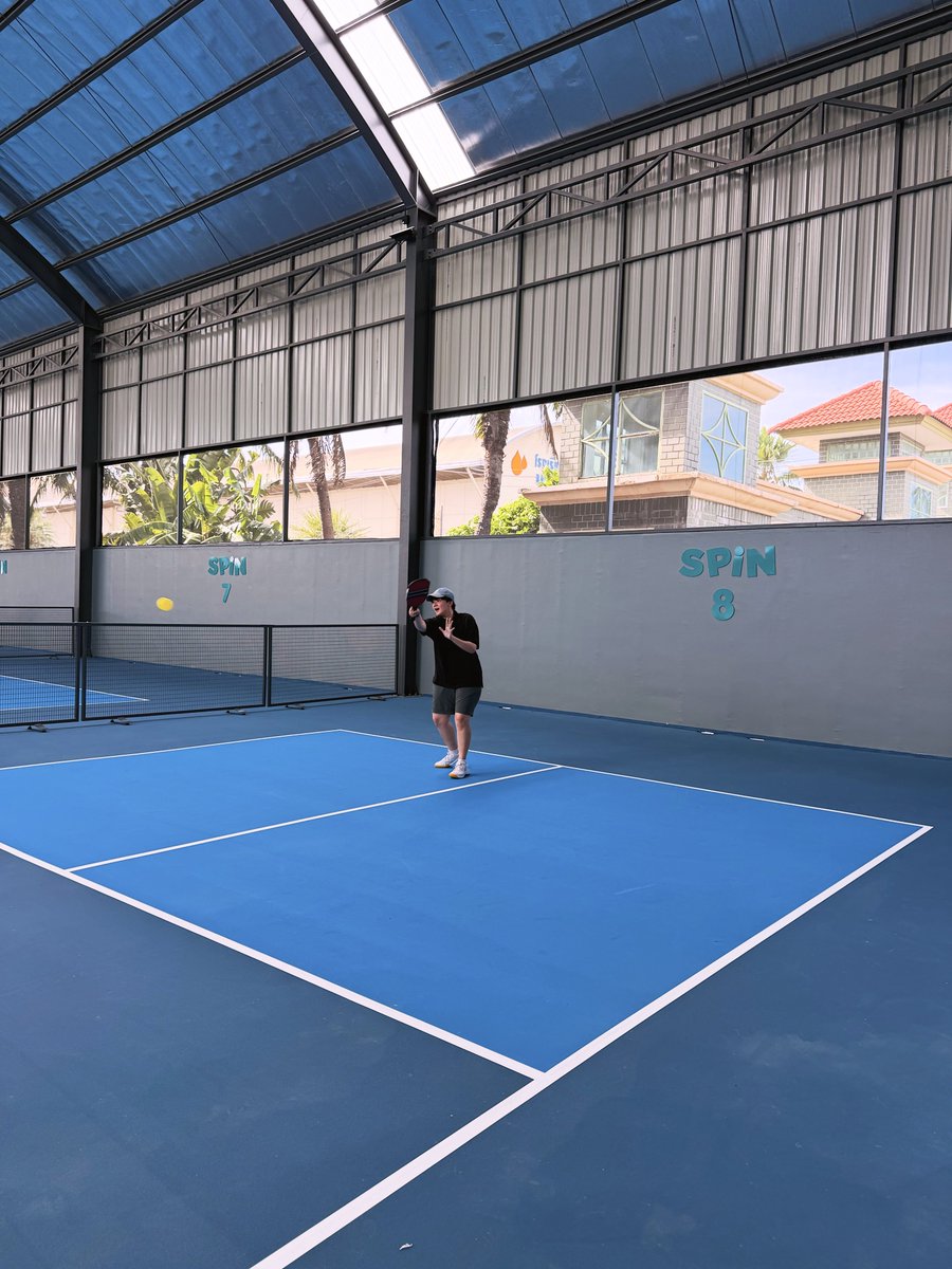 thonburian's tweet photo. 📍SPIN PICKLEBALL CLUB | ริมถ.พุทธมณฑลสาย 3
https://t.co/JaOYFcKoIR

🕐 เปิด 7:00-22:00 น.
🚙 มีที่จอดรถ
🤳 ทักบ้านเขียว (@) spinpickleballclub https://t.co/PSWPHIqrXl