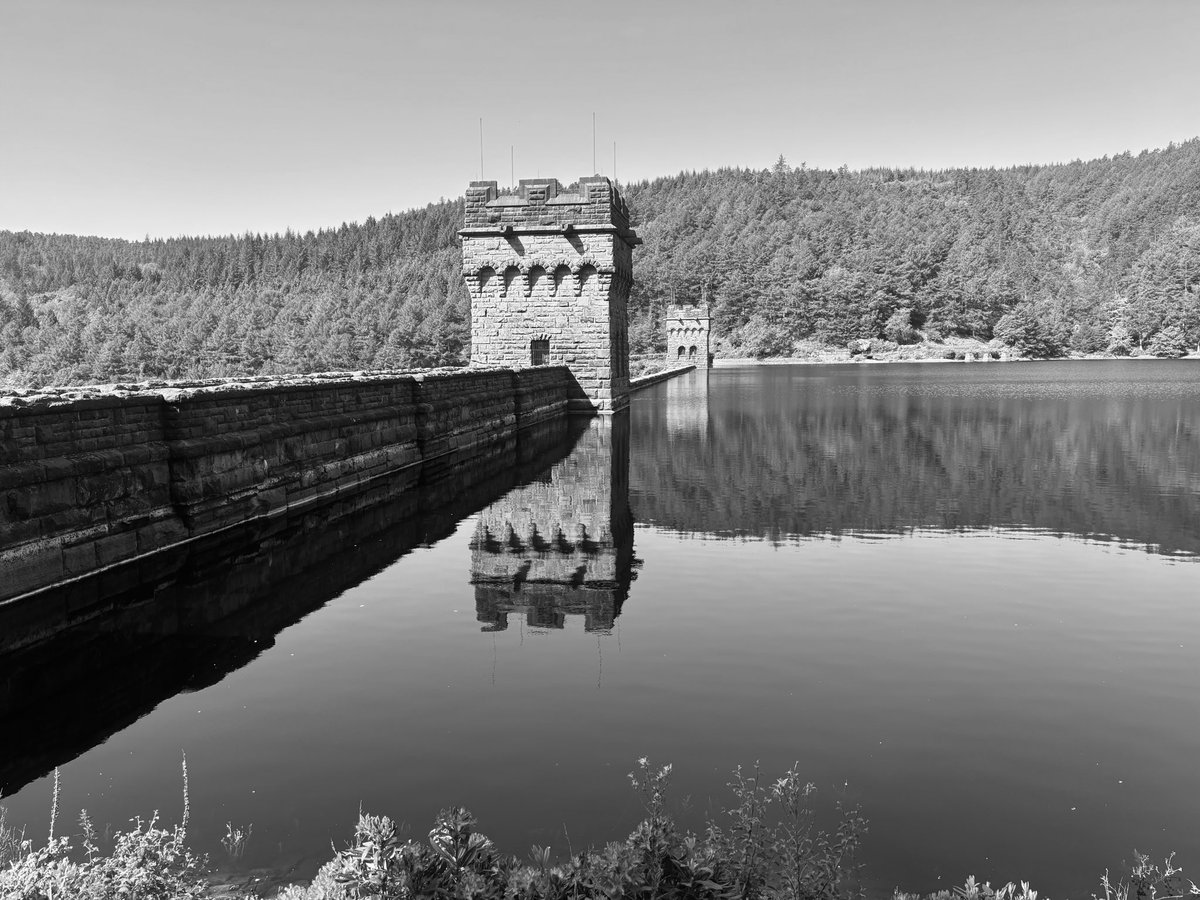 BAAPyro's tweet photo. Early start at the Derwent Valley today. Reyt ont doorstep. https://t.co/tjwllCvbHf