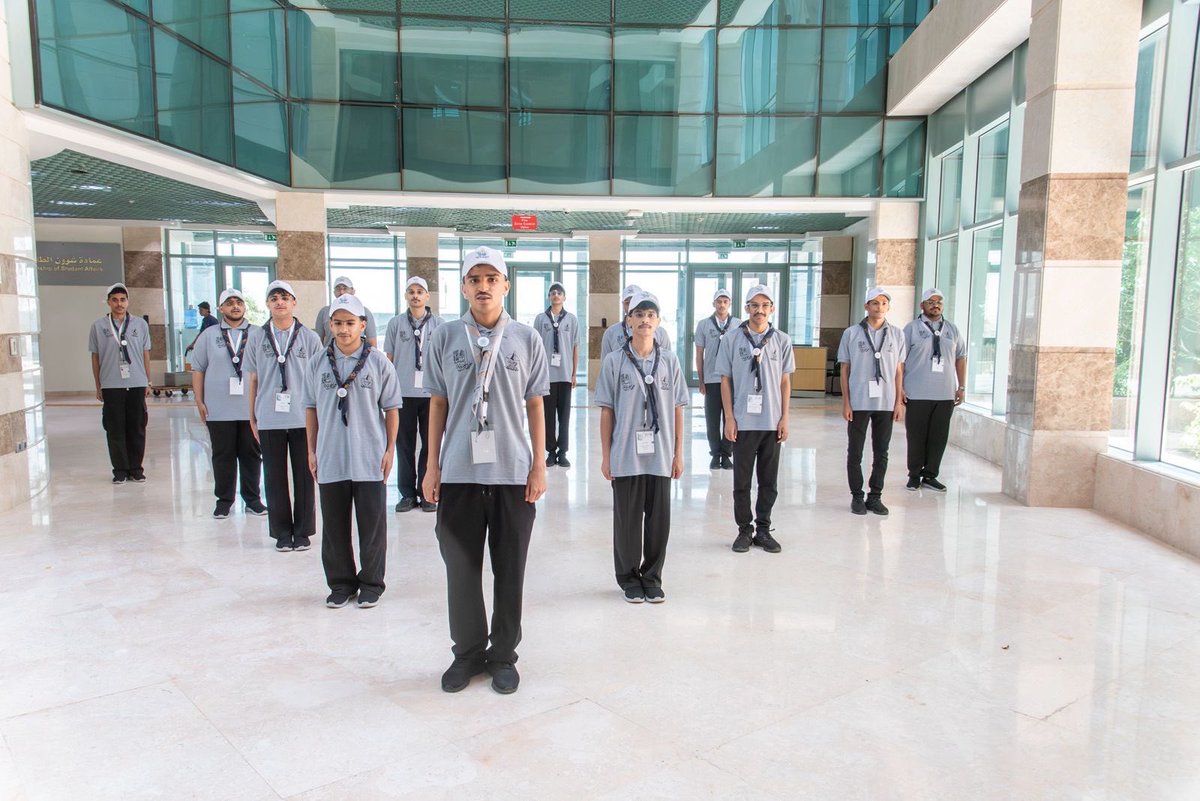 jazangov's tweet photo. تشارك جوالة جامعة #جازان في الأعمال التطوعية لخدمة ضيوف الرحمن بالمشاعر المقدسة خلال موسم #حج_1447هـ.

#حياكم_الله https://t.co/wrQQkovbzF
