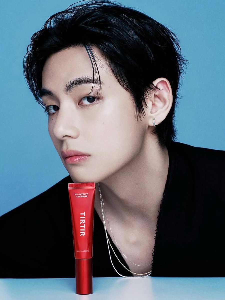 BTS V THAILAND tweet media
