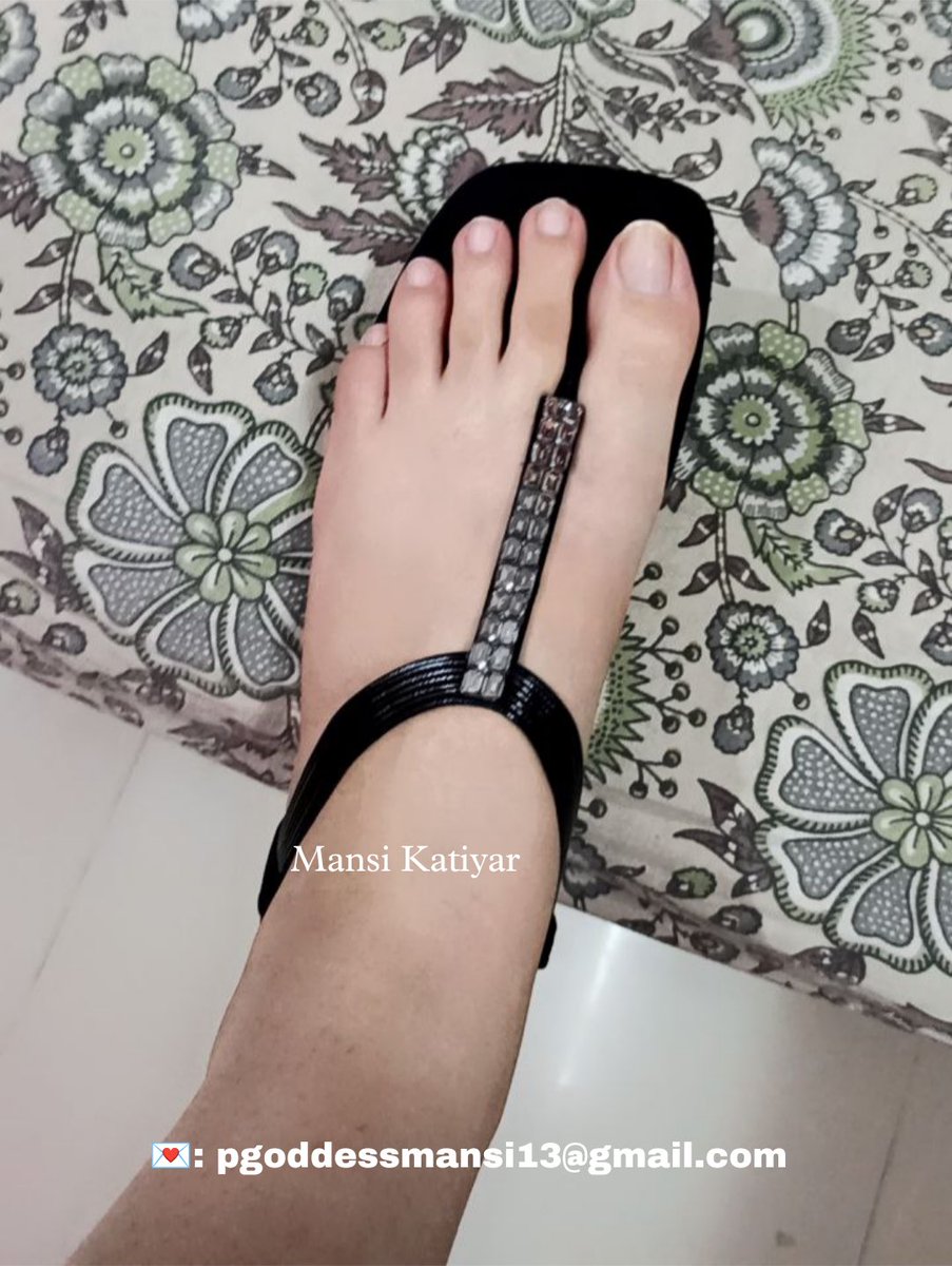 PGoddessmansi13's tweet photo. Perfect, pedicured, and wrapped in black MOCHI with sparkling rhinestones like the superior Goddess I am.

Apply for online session's.

• All my links in bio.
• Telegram channel: https://t.co/9Cfb3QwNSj https://t.co/qvbd2sm1Yb