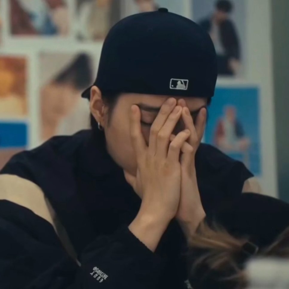 AGUST D CHARTS tweet media