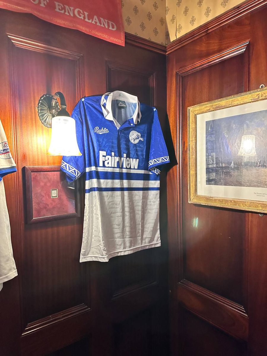 MillwallRussia's tweet photo. Oleg is back home from London and brought a lot of memorabilia souvenirs to Churchill’s Pub! Many thanks to all our Millwall friends who gave these wonderful things to us! It means so much! Millwall everywhere 🦁💙 https://t.co/JlWrvn68Sy