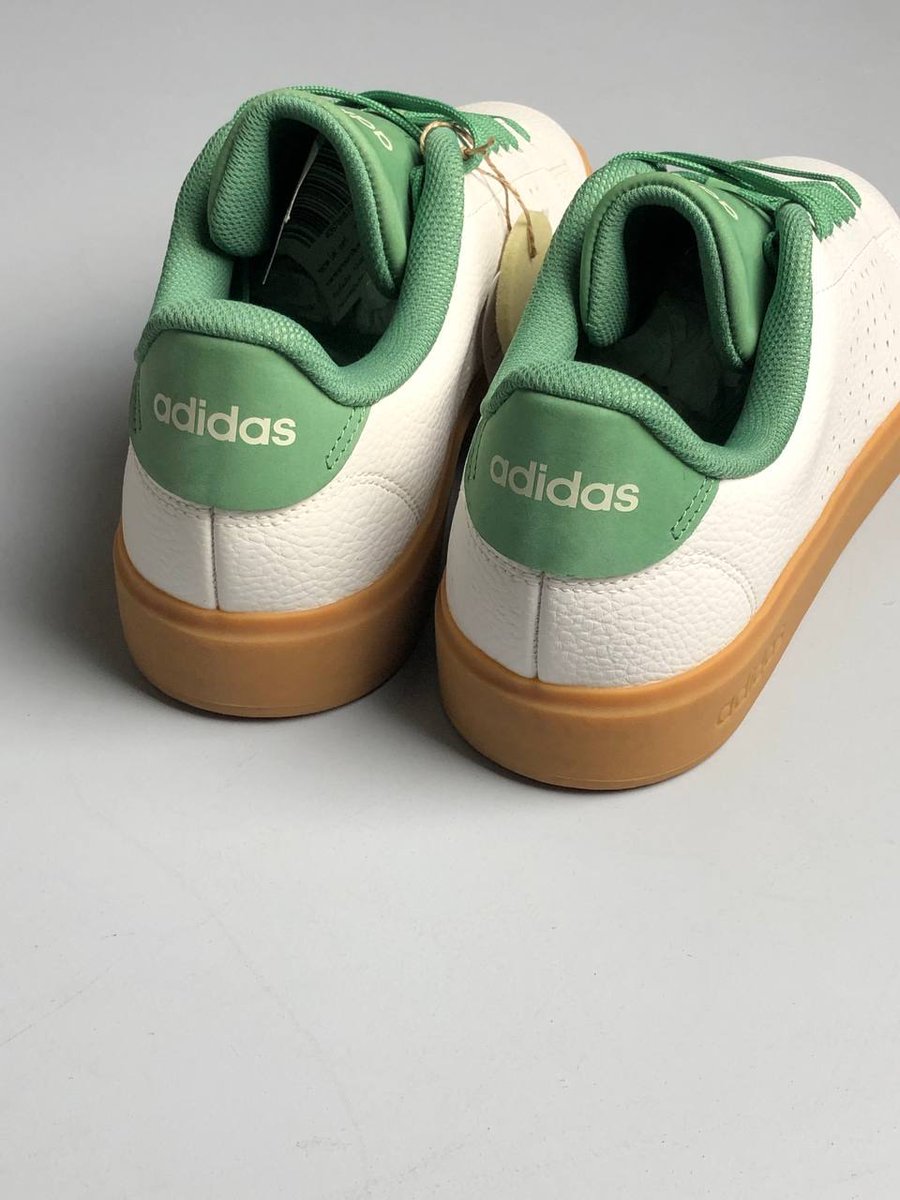 Sneakers 👟 tweet media