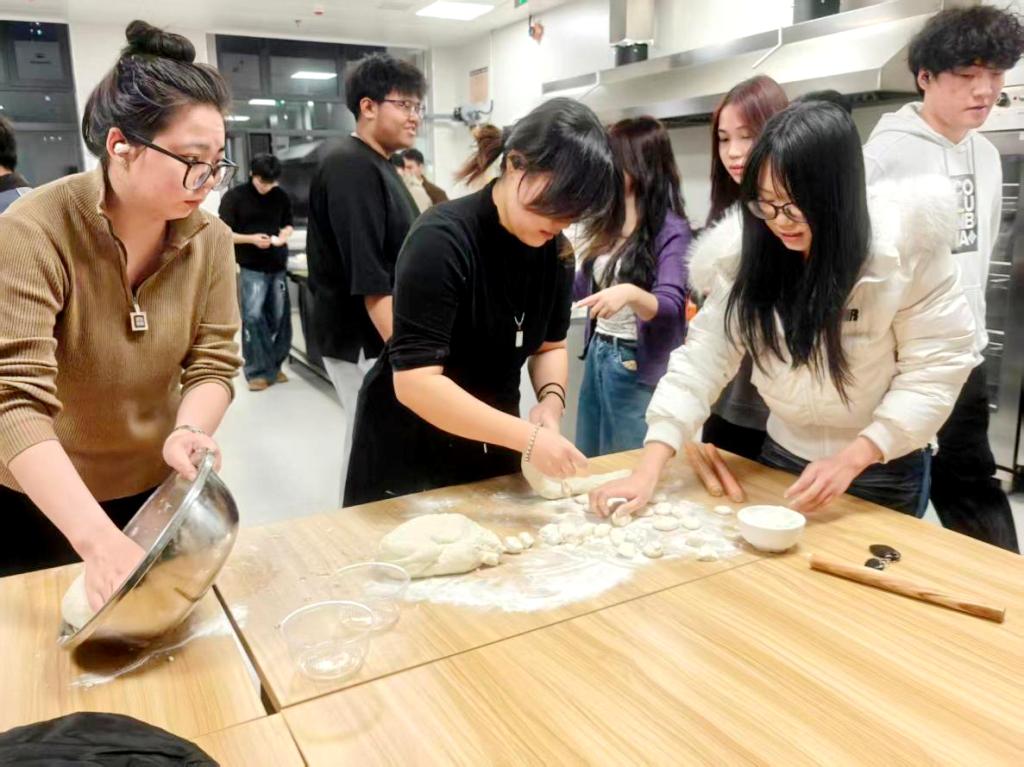 Molment's tweet photo. [Today’s best memory: baking messy cookies with my kid, flour in hair and all  The small moments make the sweetest days at home] https://t.co/J6eO0ms5si