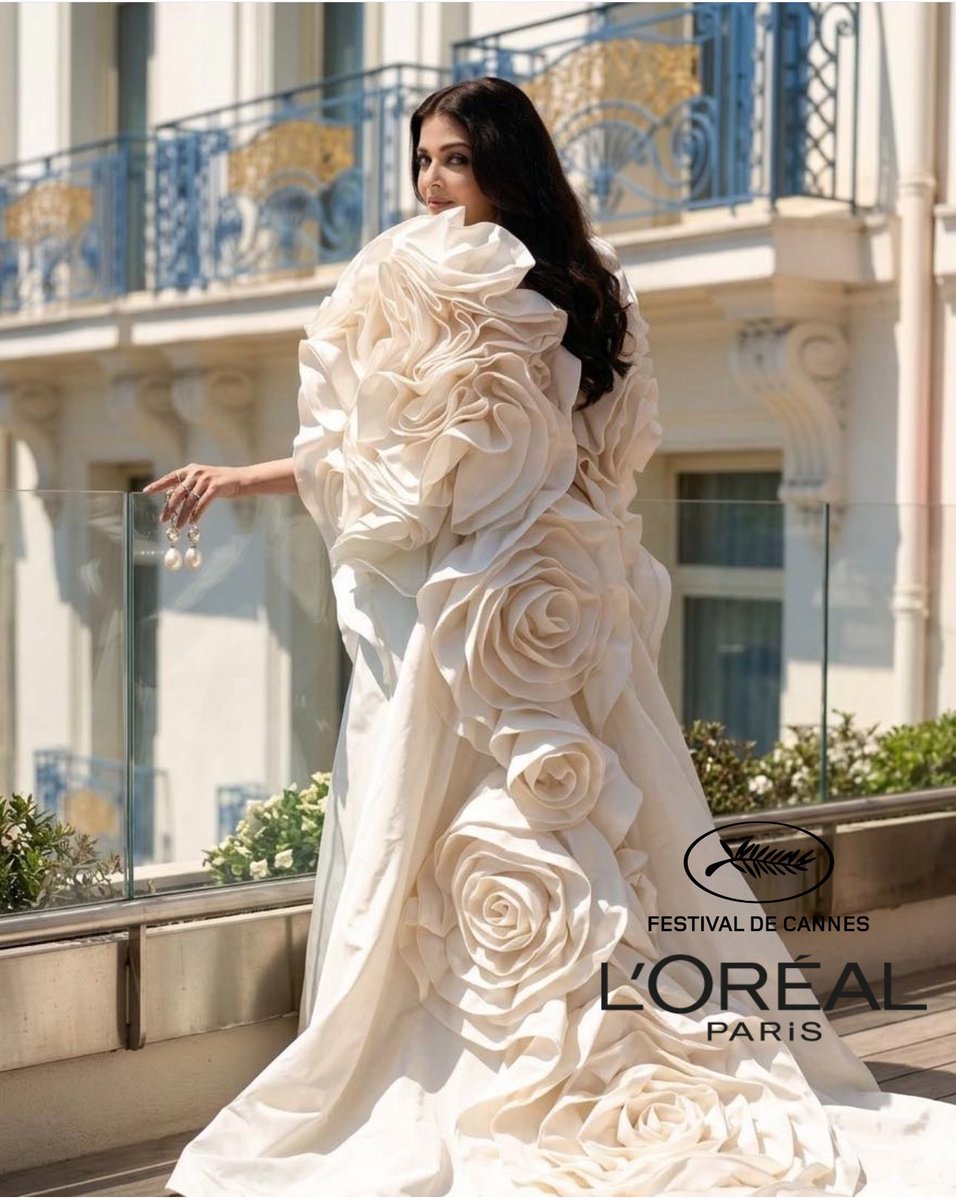 AISHWARYARAIBACHCHAN tweet media